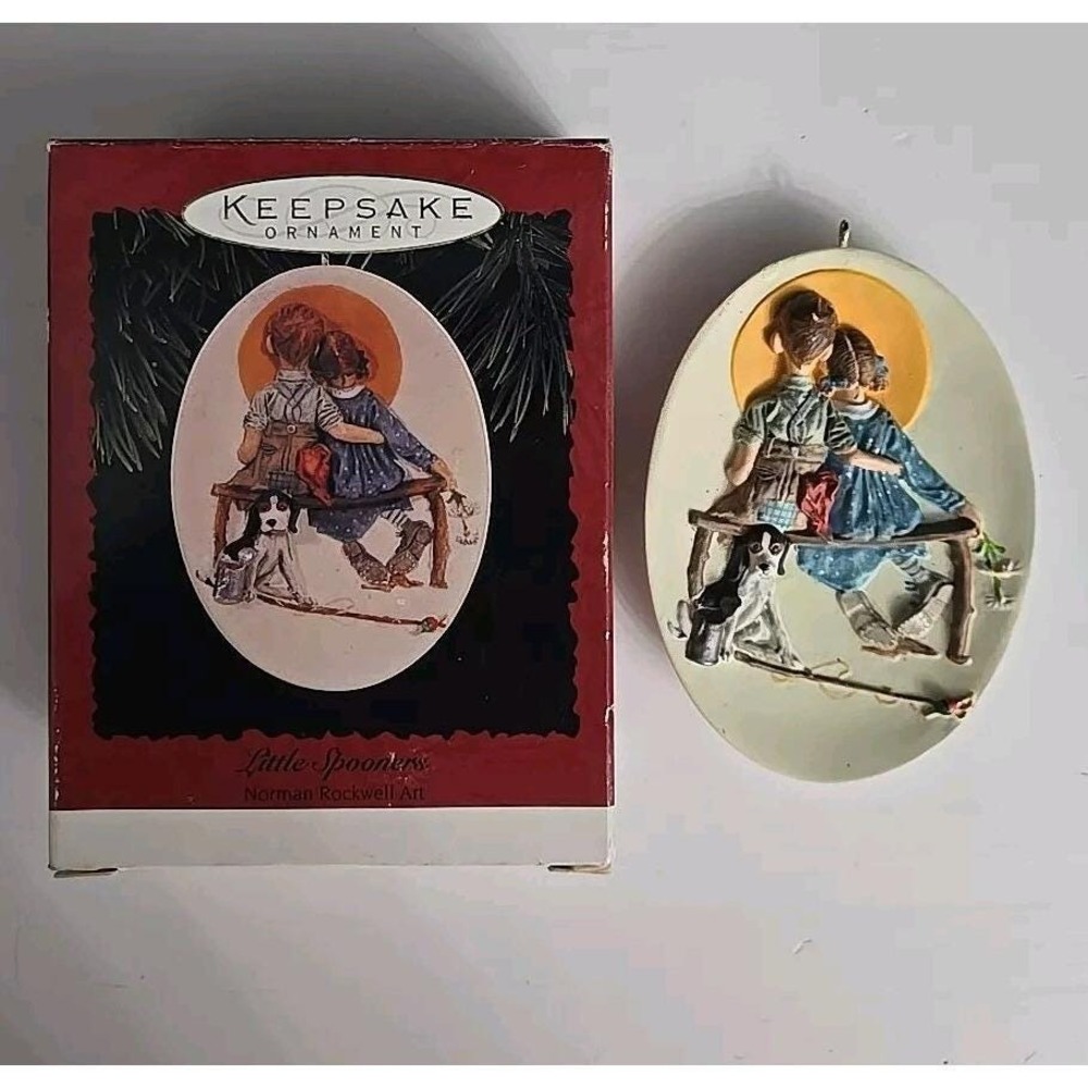 Vintage Hallmark‎ "Little Spooners" holiday Christmas season Ornament 1996